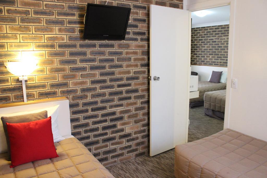 Top Of The Town Motel インベレル エクステリア 写真